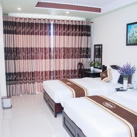 Ozon Hotel Nam Can Exterior foto