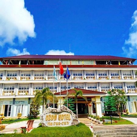 Ozon Hotel Nam Can Exterior foto