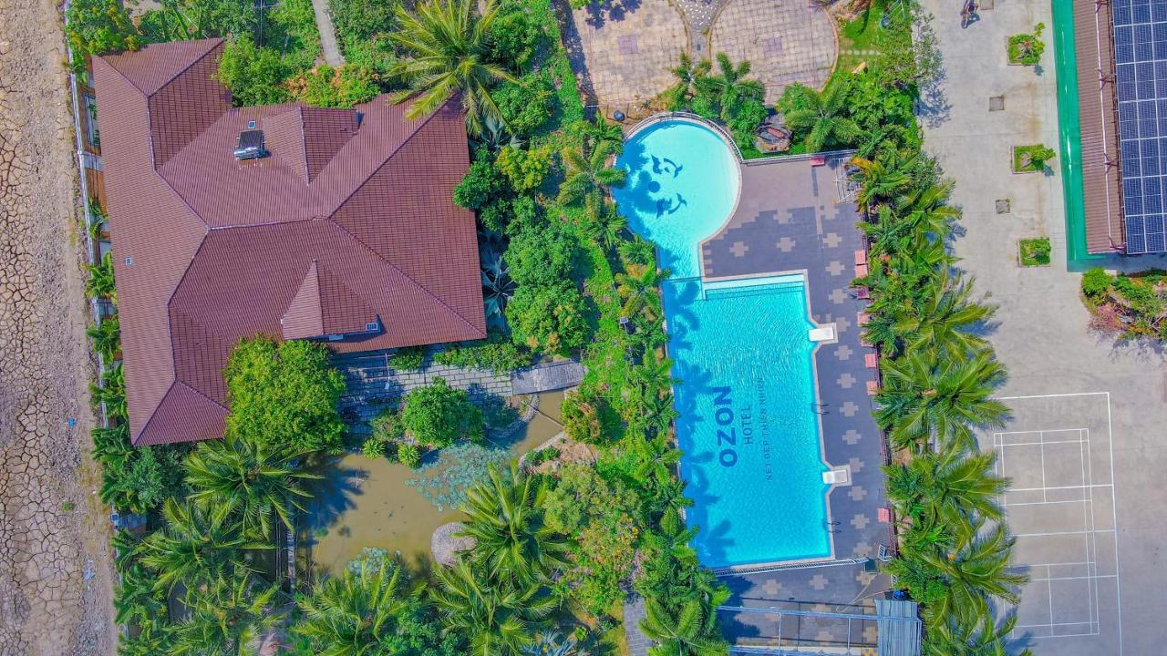 Ozon Hotel Nam Can Exterior foto